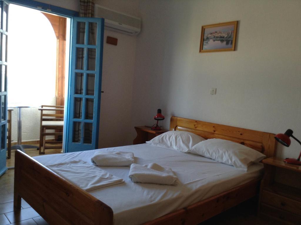 Stavros Apartments Istron Pokoj fotografie